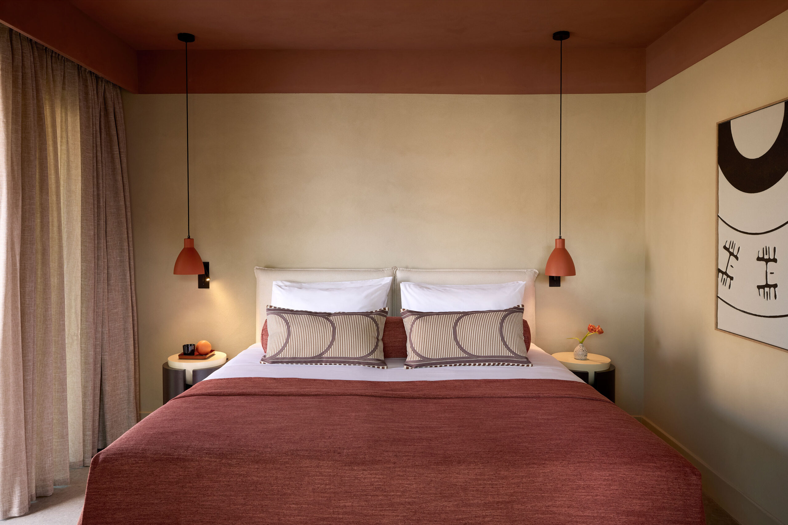 02_er_rocrita_two_bedroom_suite-scaled.jpg