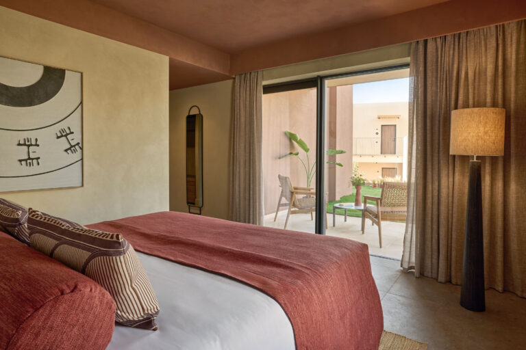 04_er_rocrita_two_bedroom_suite-scaled.jpg