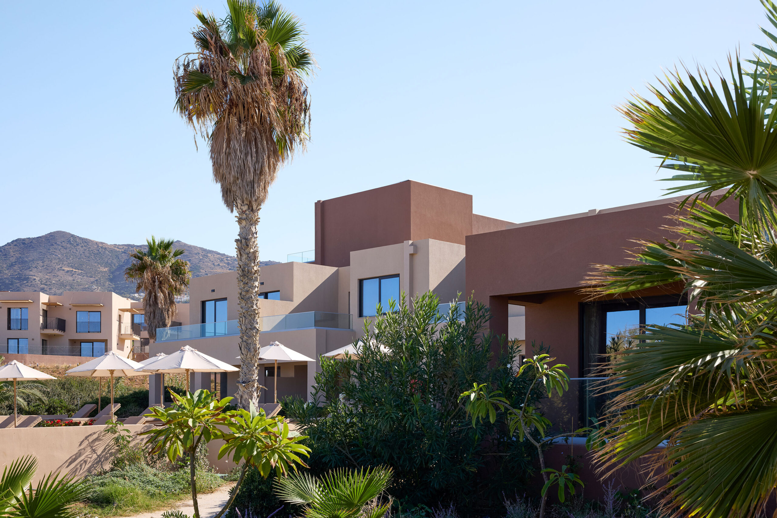 05_er_rocrita_exterior-scaled.jpg