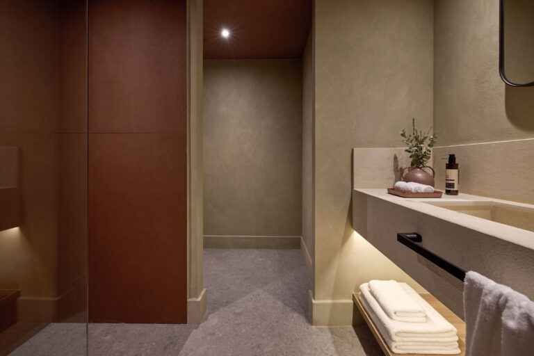09_er_rocrita_one_bedroom_suite_swim_up-scaled.jpg