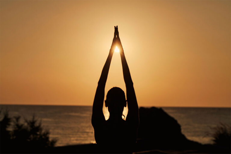 er_rho_elissa_lifestyle_workout_woman_08.jpg